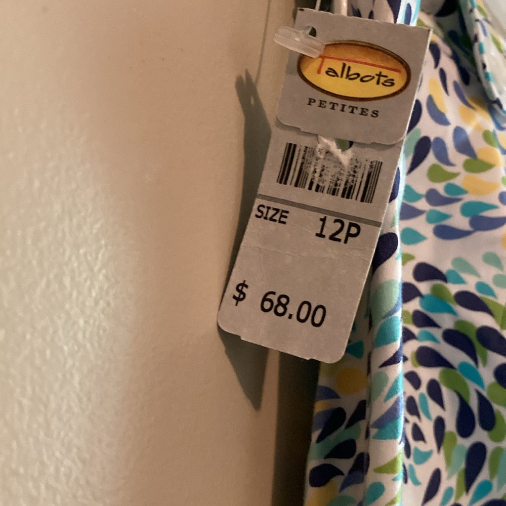 Talbots Capris zip up side size 12 petite. New with tags. - Picture 4 of 8